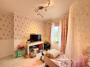 Photo 6- click for photo gallery